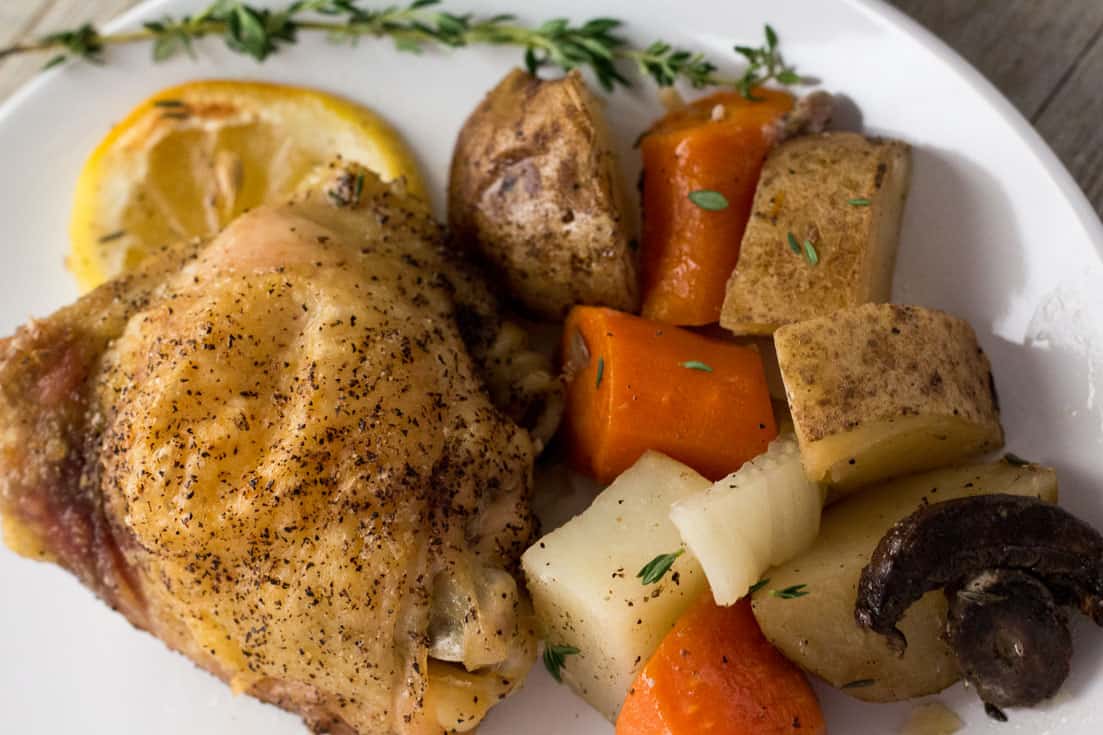 Lemon Thyme Bundt Pan Chicken | With roasted vegetables, this easy, one pan meal is the perfect weeknight dinner. | Gluten-Free