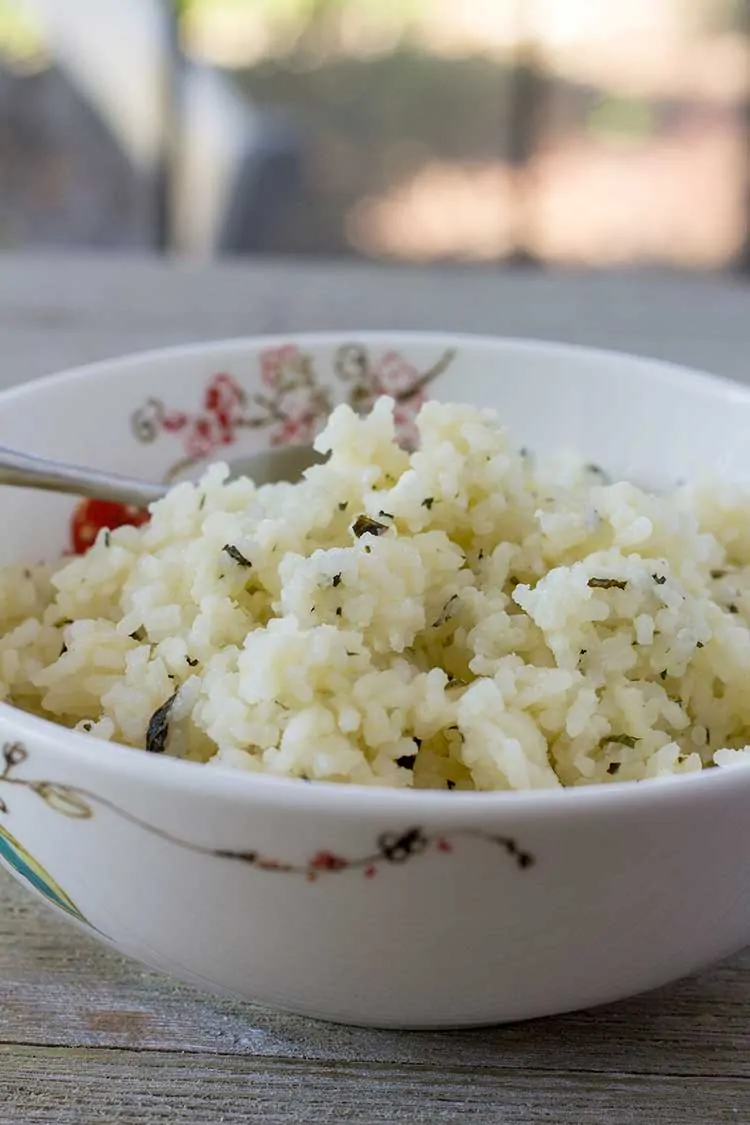 Pressure Cooker Coconut Rice | The Foodie Eats