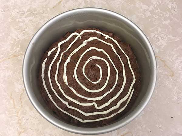 Halloween Brownies in the Instant Pot | The Foodie Eats