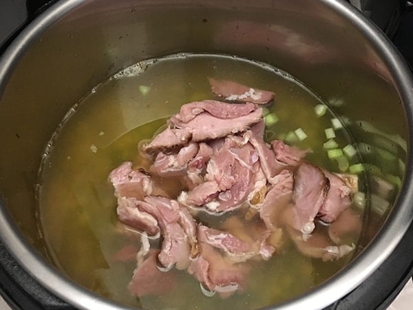 Instant Pot Split Pea Soup | The Foodie Eats