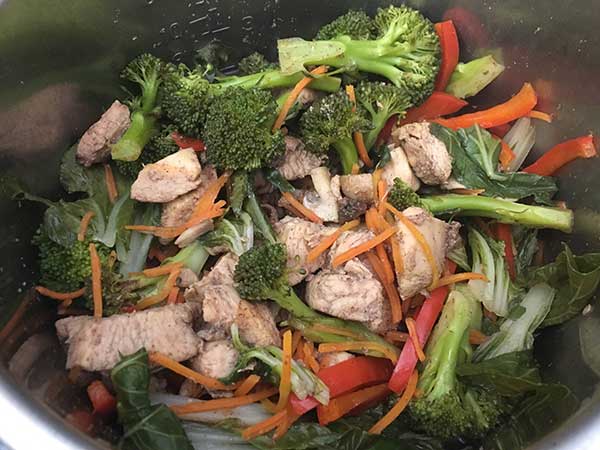 Mix of chicken and stir fry vegetables.
