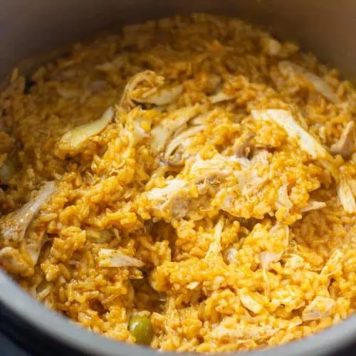 Arroz con pollo inside Instant Pot